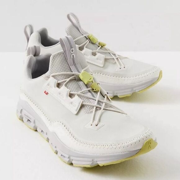 On Running Shoes - LIKE NEW ON Cloudaway Sneakers